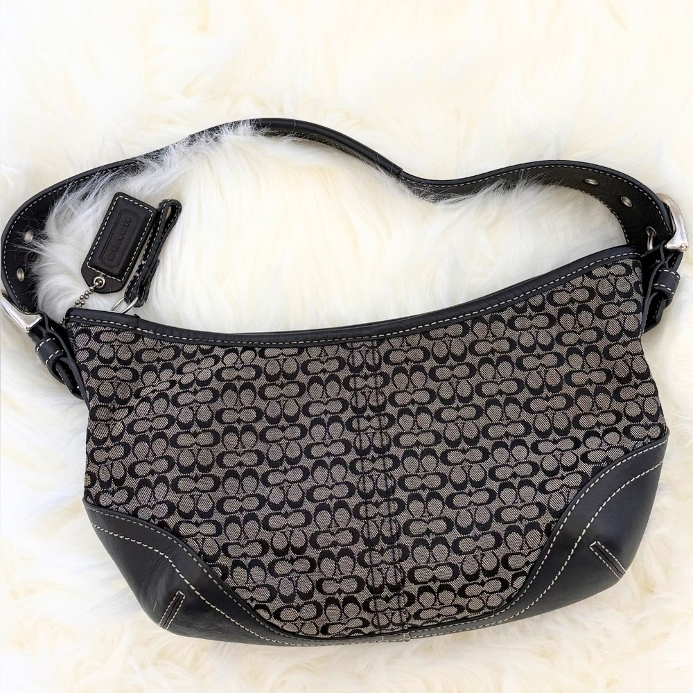 Coach Authentic Signature Shoulder Bag